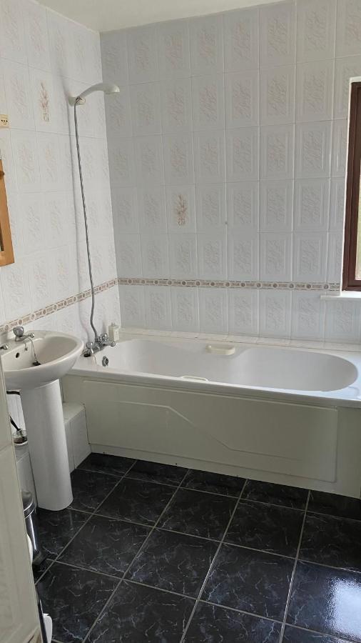 Hill Sea View Cottage Glengarriff Esterno foto